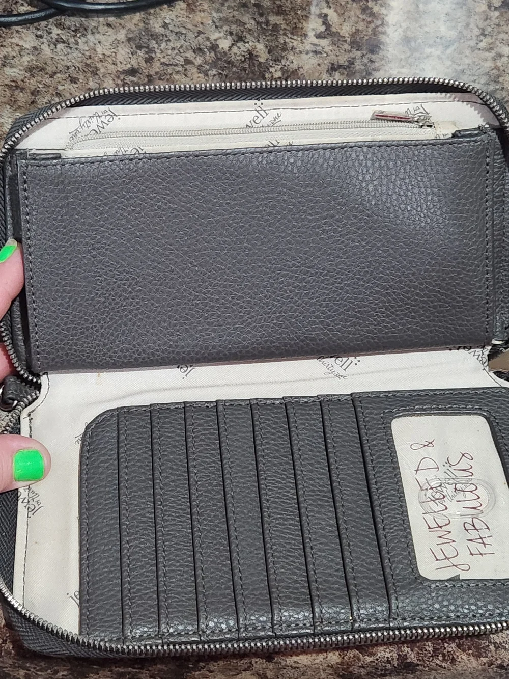 Jewell Thirty One Wallet